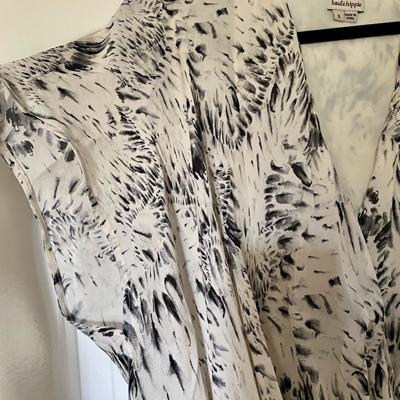 Haute Hippie asymmetrical blouse tank - Picture 3 of 5